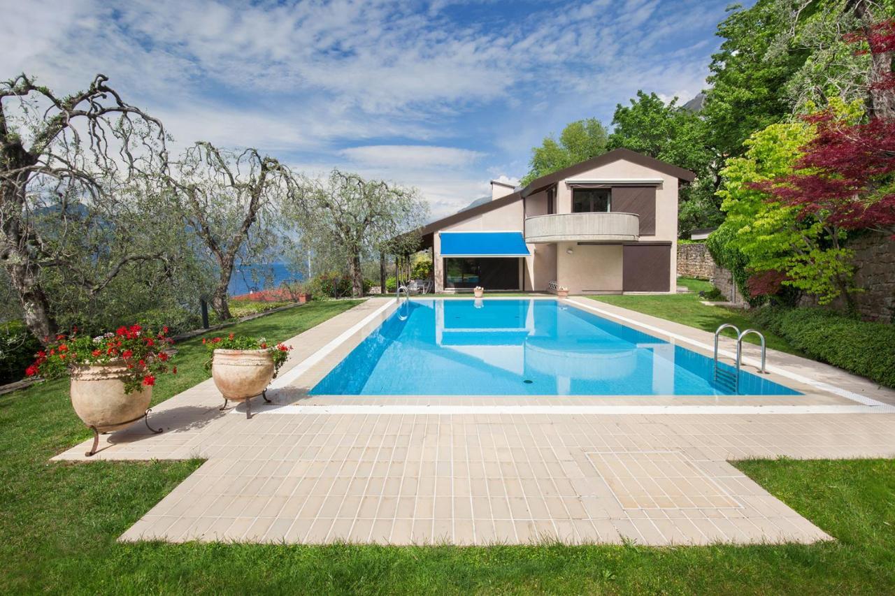 Villa Dismero-Un Oasi Di Lusso E Privacy Бренцоне сул Гарда Екстериор снимка